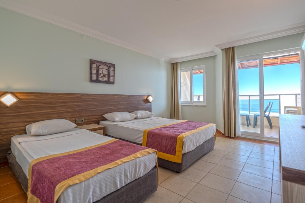 KLEOPATRA BEACH HOTEL