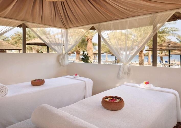 Movenpick Tala Bay Beach Resort