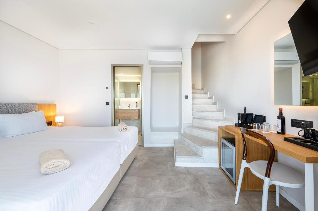 Athina Palace Resort & Spa