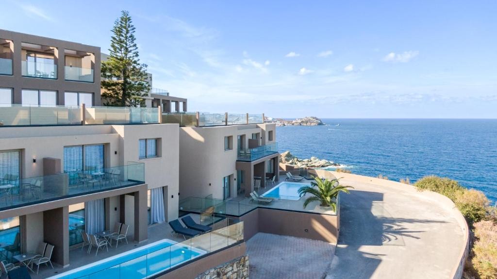 Athina Palace Resort & Spa