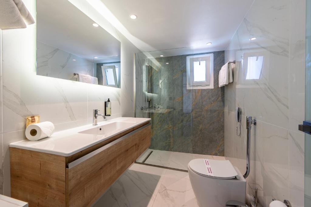 Athina Palace Resort & Spa