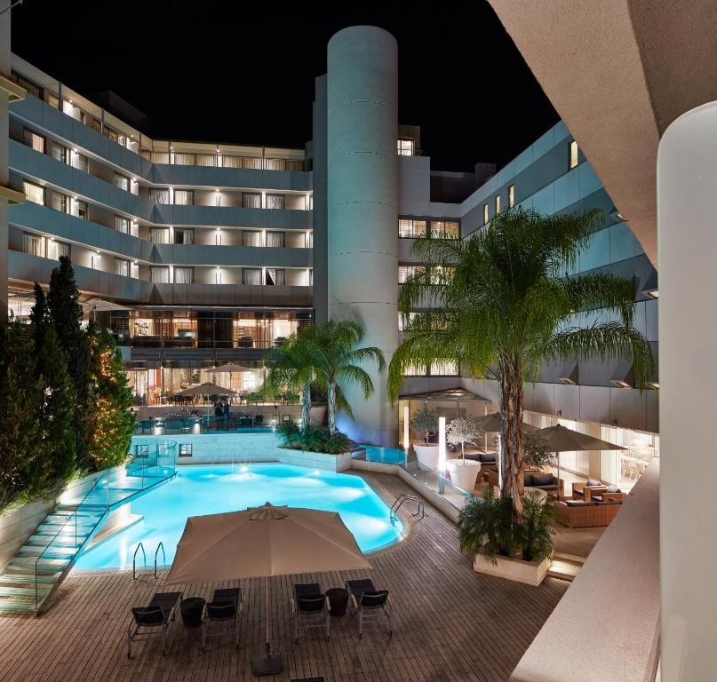 Galaxy Hotel