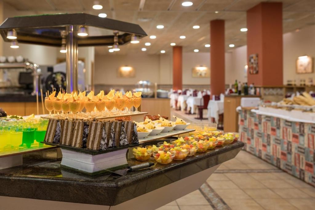 Htop Royal Sun Suites