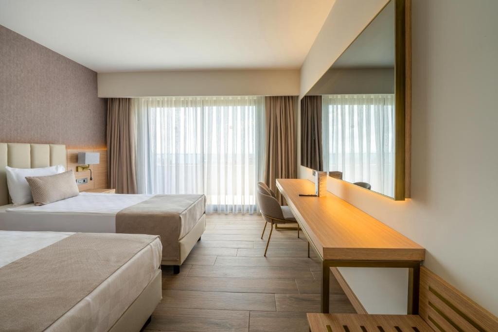 Изглед от LUNA VISTA BELEK