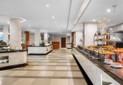 DOUBLETREE BY HILTON SHARKS BAY RESORT BEACH SIDE