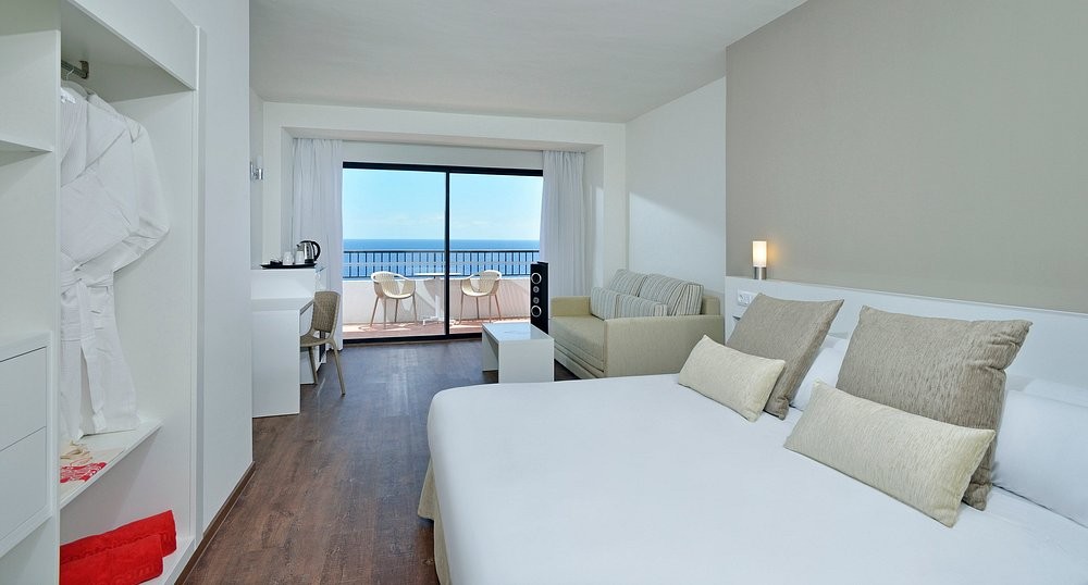 Alua Calas de Mallorca Resort