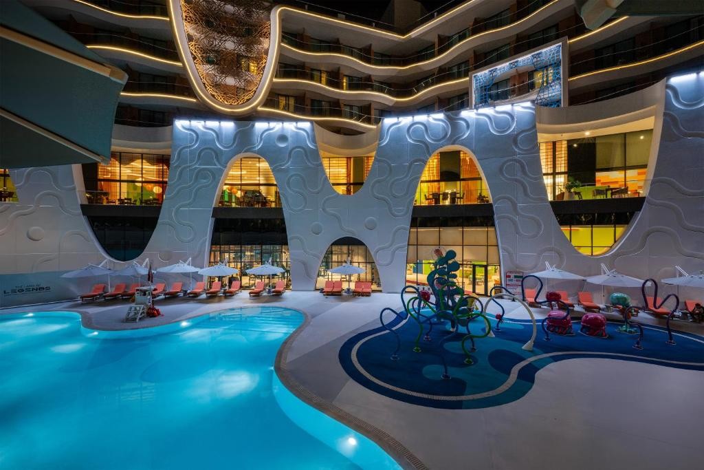 THE LAND OF LEGENDS NICKELODEON HOTEL