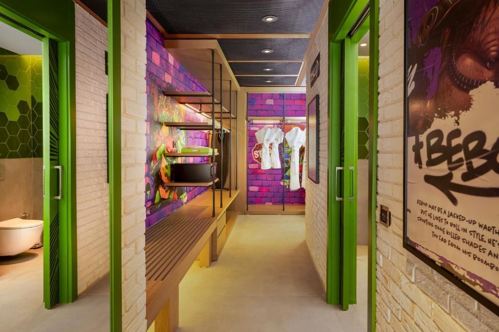 THE LAND OF LEGENDS NICKELODEON HOTEL