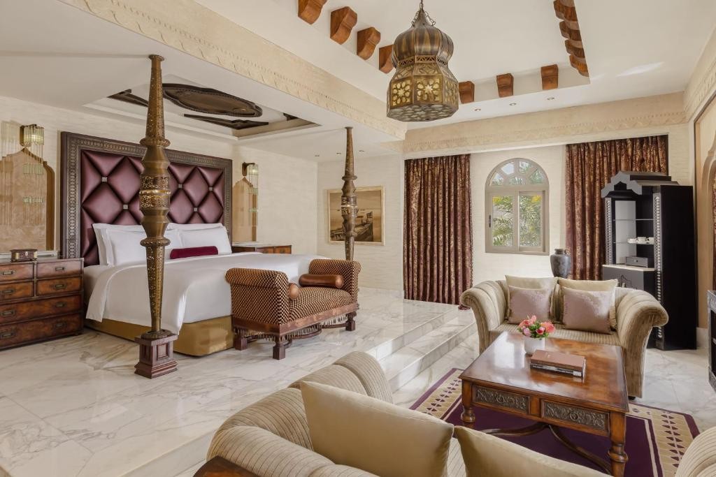 Sharq Village & Spa, a Ritz Carlton Hotel