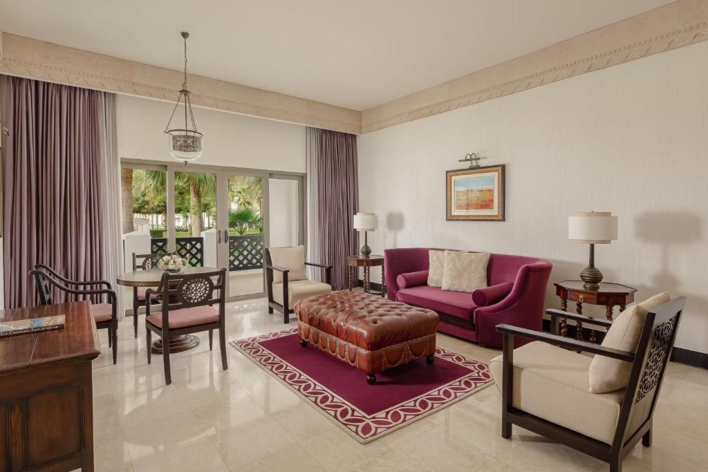 Sharq Village & Spa, a Ritz Carlton Hotel