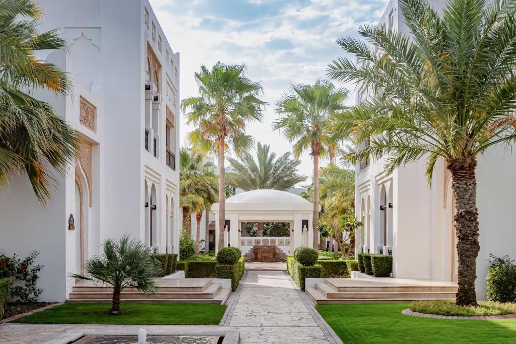 Sharq Village & Spa, a Ritz Carlton Hotel