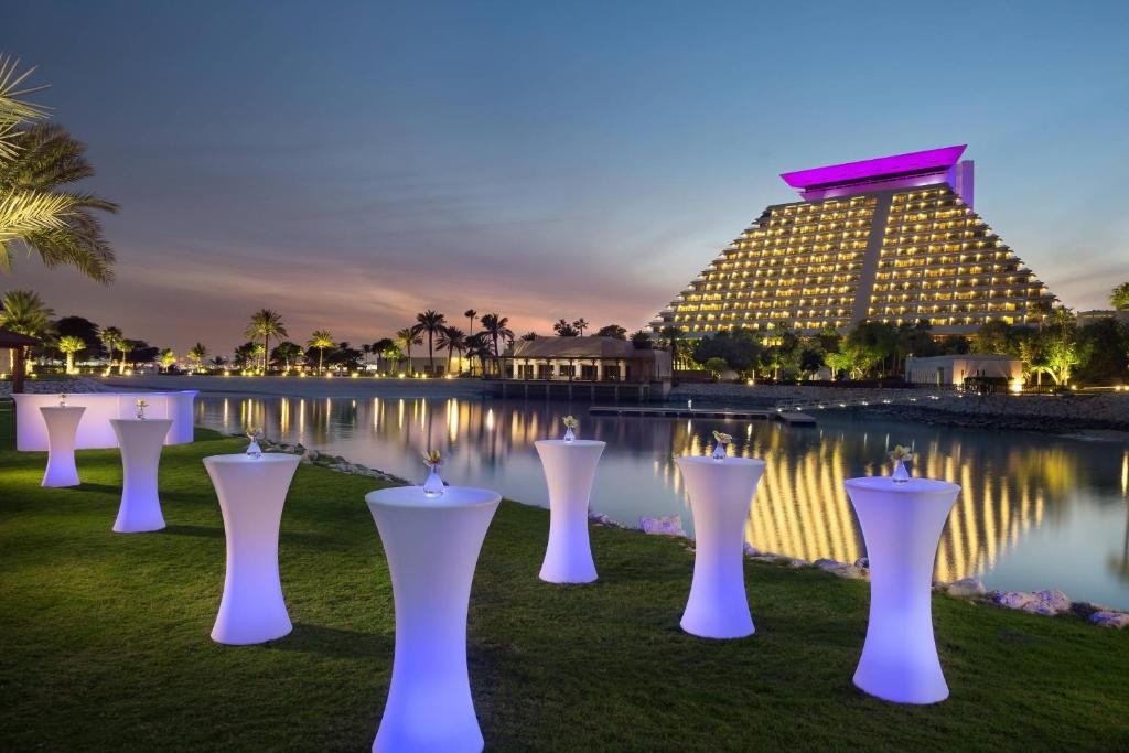 Sheraton Grand Doha Resort & Convention Hotel