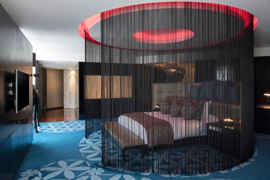 W Doha Hotel & Residences