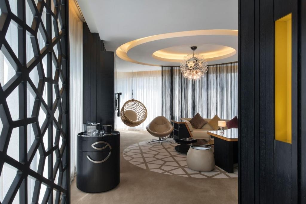 W Doha Hotel & Residences