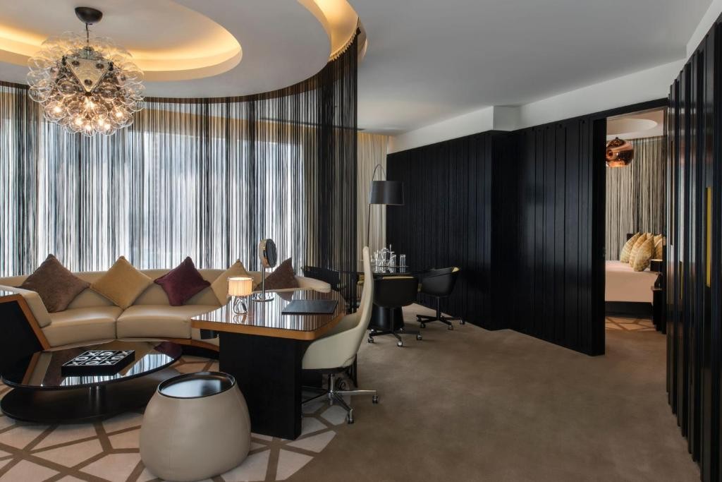 W Doha Hotel & Residences