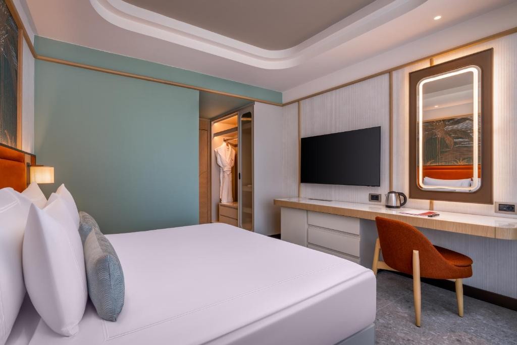 TRENDY PERGE RESORT & SUITES
