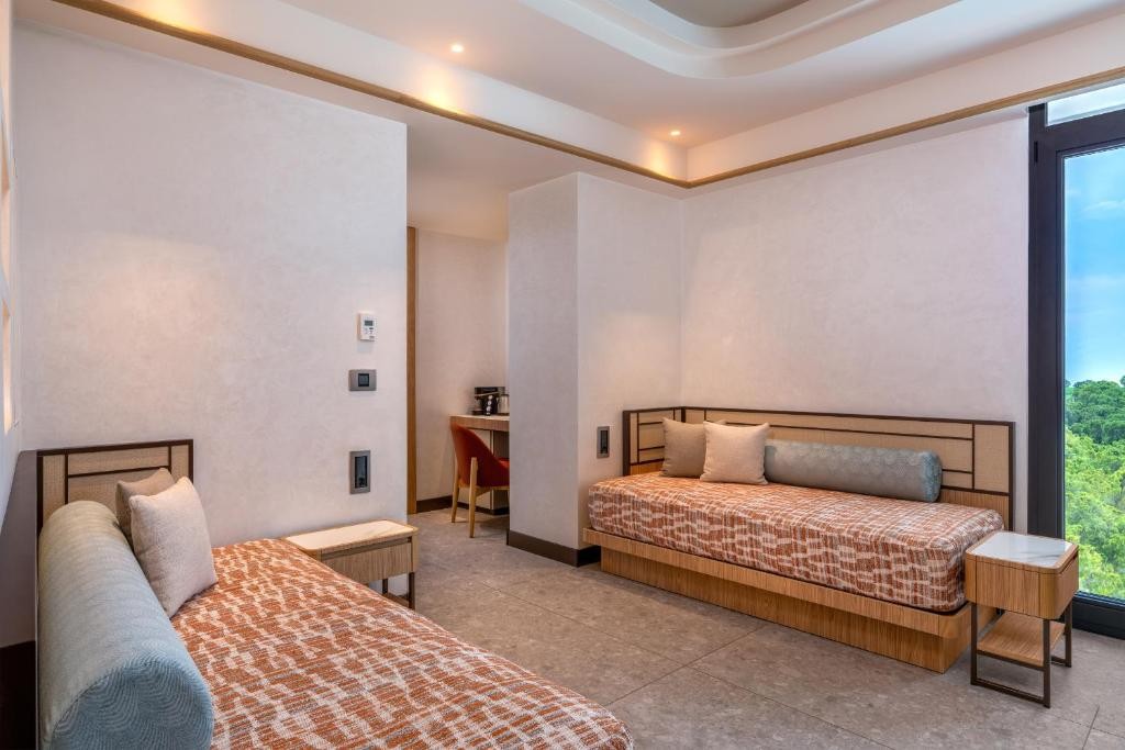 TRENDY PERGE RESORT & SUITES