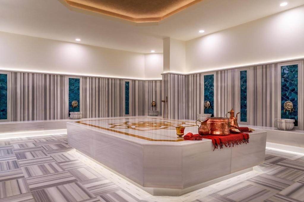 TRENDY PERGE RESORT & SUITES
