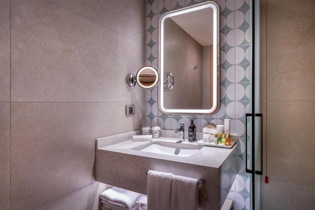 TRENDY PERGE RESORT & SUITES