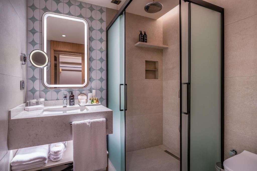 TRENDY PERGE RESORT & SUITES