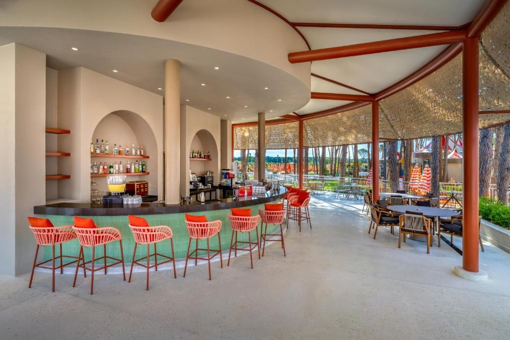 TRENDY PERGE RESORT & SUITES