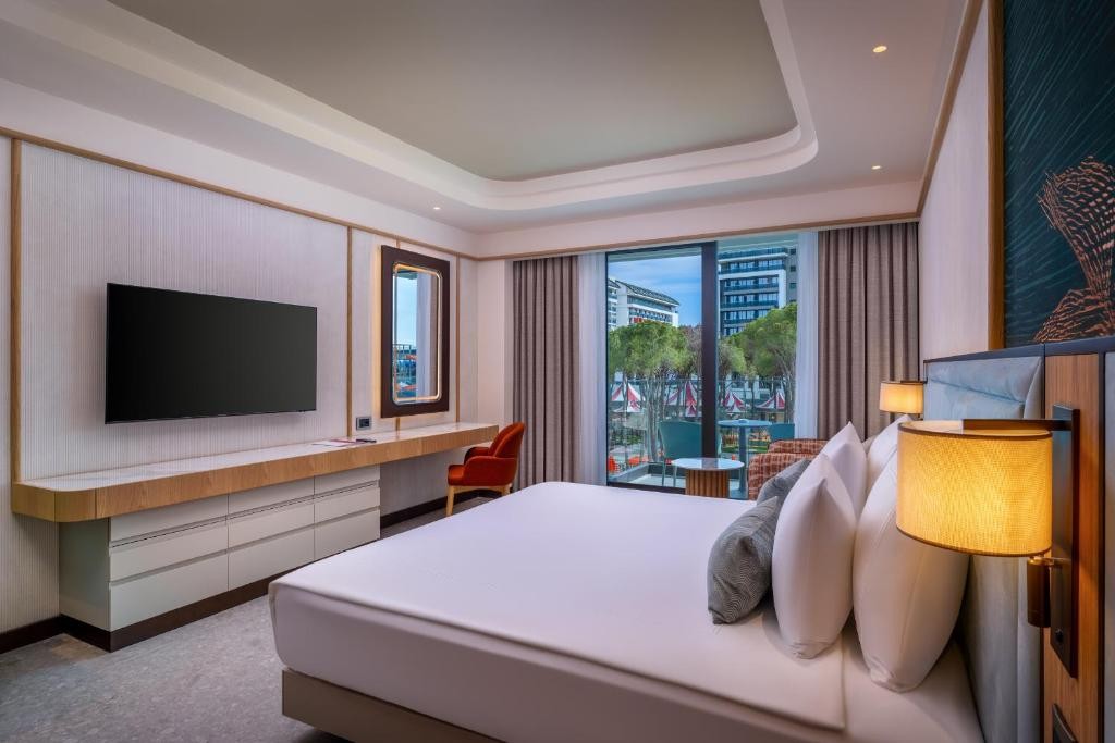 TRENDY PERGE RESORT & SUITES