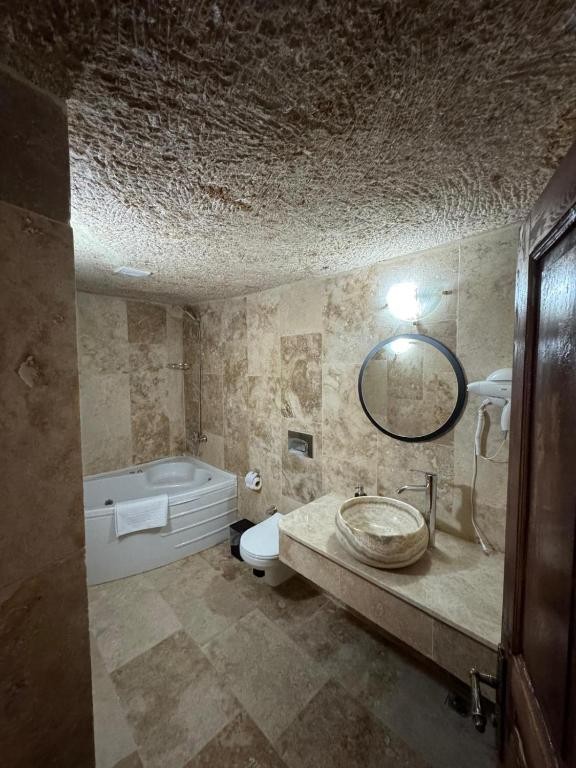 COLINA STONE HOTEL