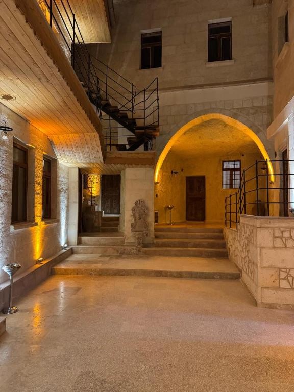 COLINA STONE HOTEL