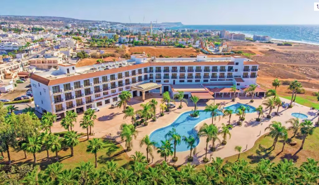 NELIA SEA BREEZE HOTEL