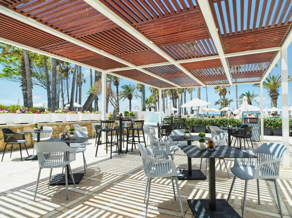 LEONARDO PLAZA CYPRIA MARIS