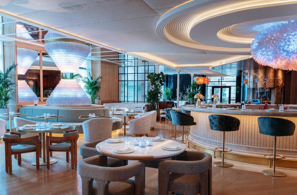 Waldorf Astoria Doha West Bay