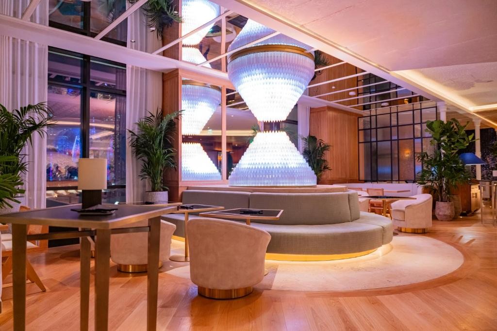 Waldorf Astoria Doha West Bay