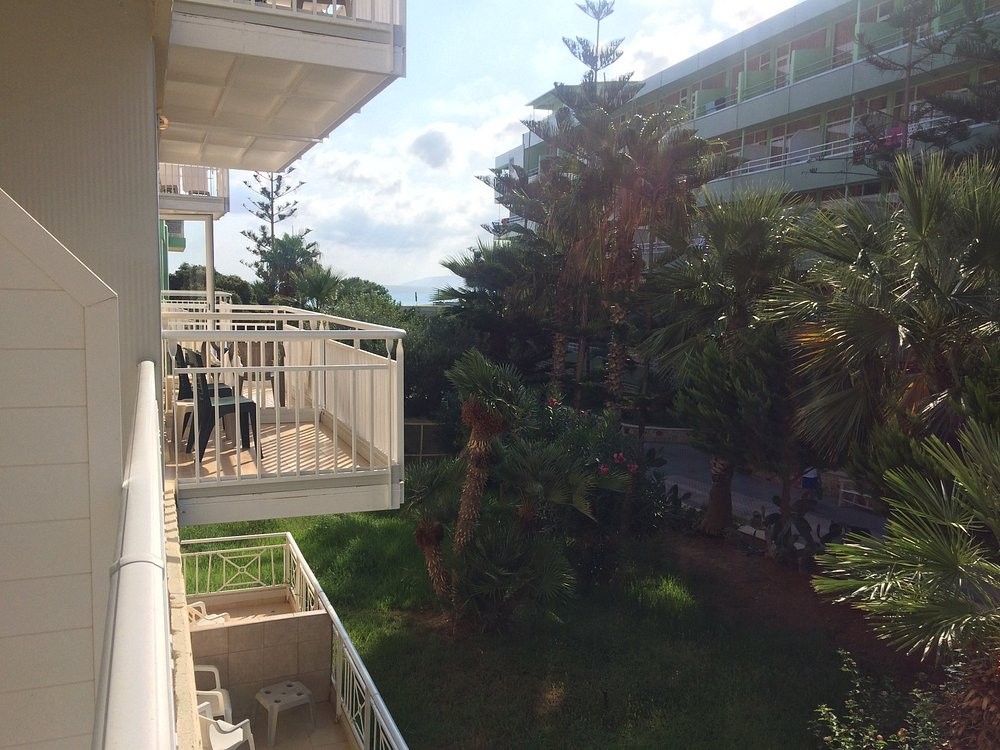 Eri Village & Waterpark