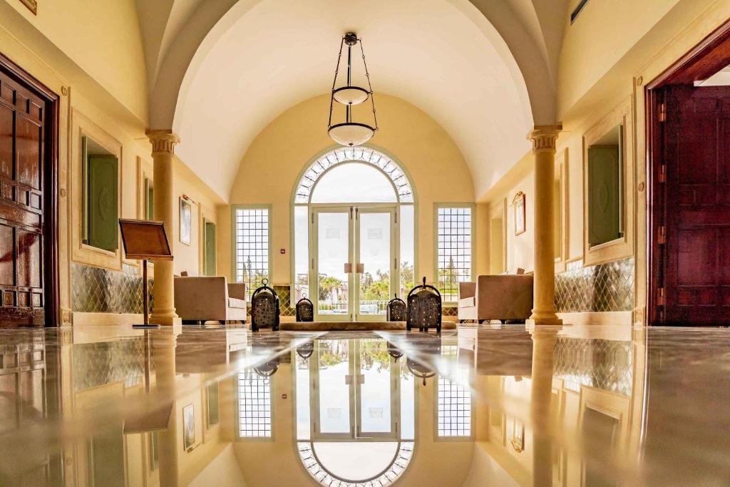 TMK Flora Park Hotel