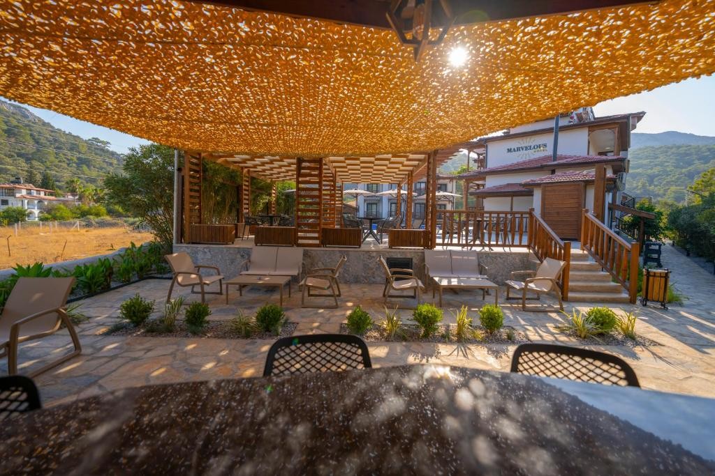 Престой в MARVELOUS HOTEL SARIGERME, Мармарис, Турция
