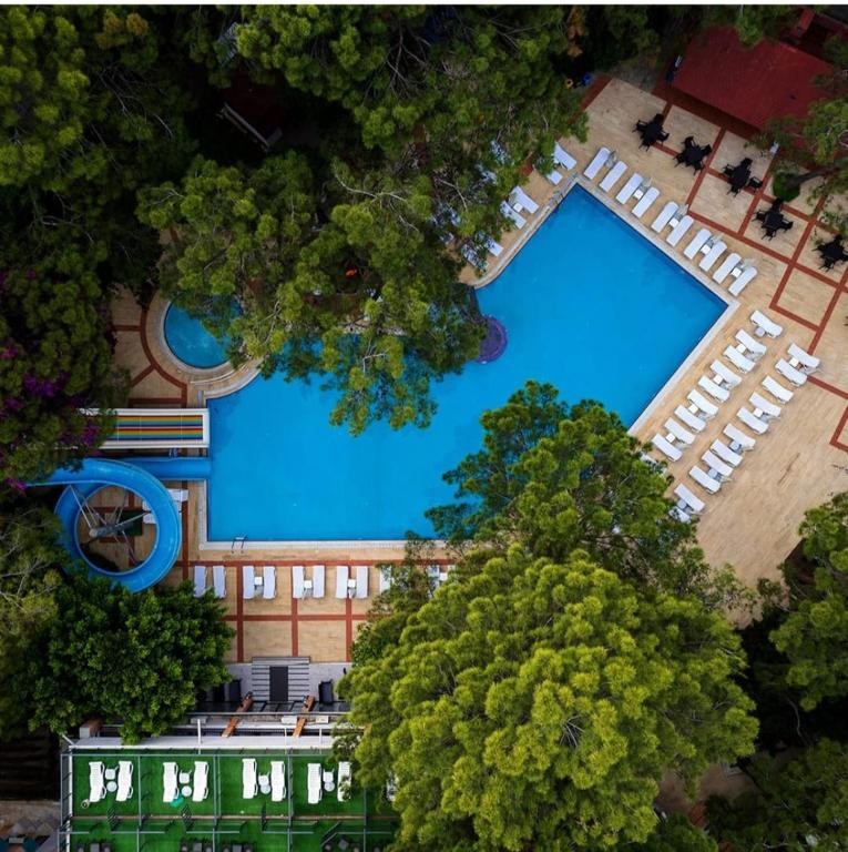 PIRATES PARK RESORT