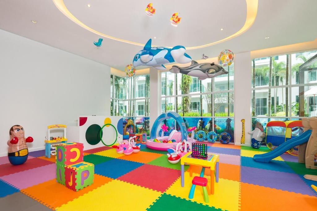 Fishermens Harbour Urban Resort