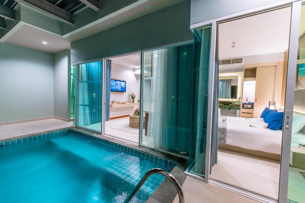 Fishermens Harbour Urban Resort