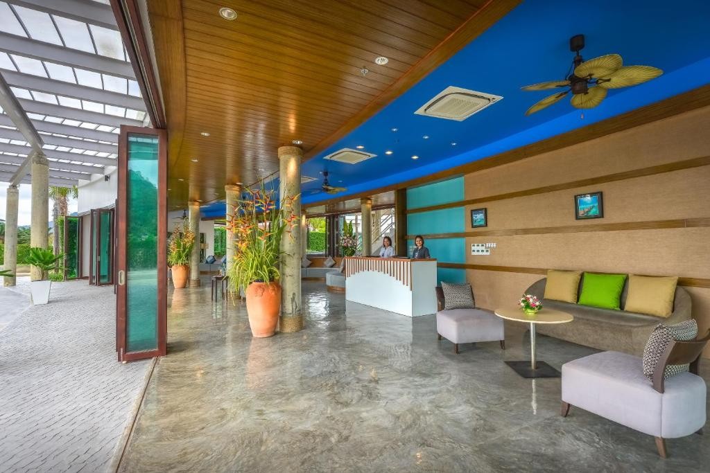 Fishermens Harbour Urban Resort