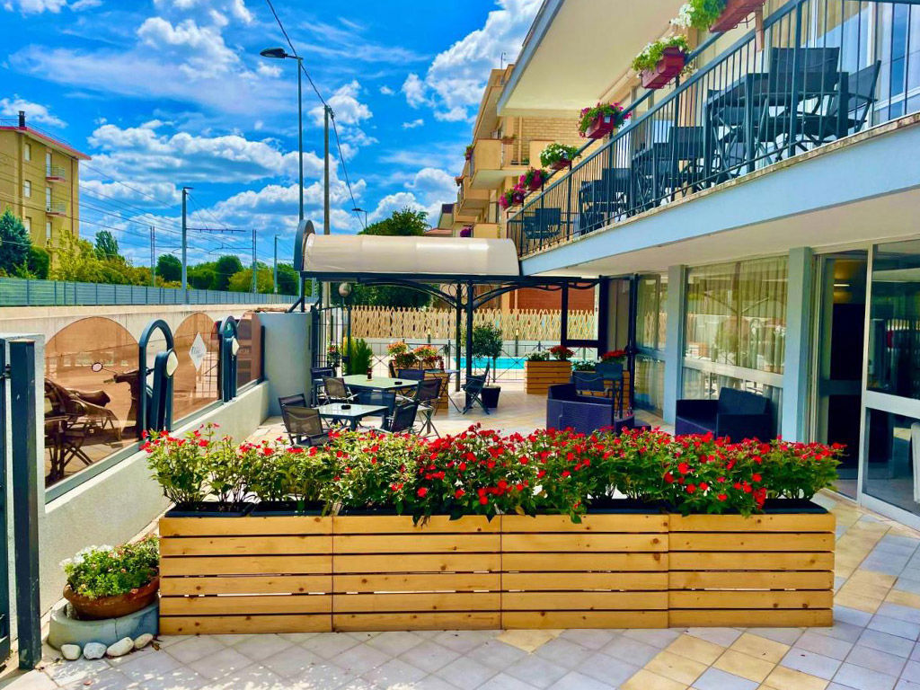 A CASA NOSTRA HOTEL (RIMINI)