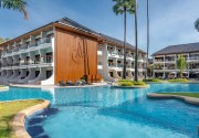 Amora Beach Resort Phuket
