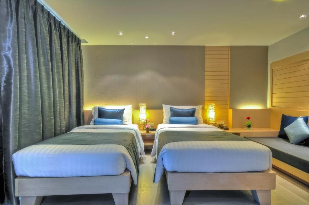 Ashlee Heights Hotel & Suites