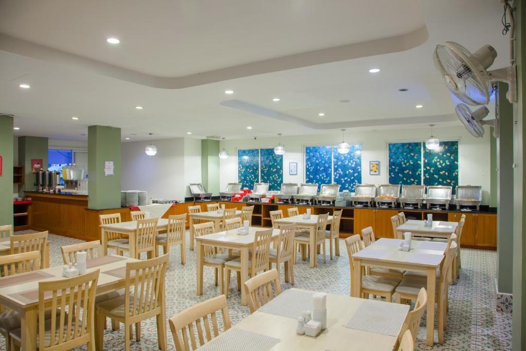 Bauman Casa Beach Resort