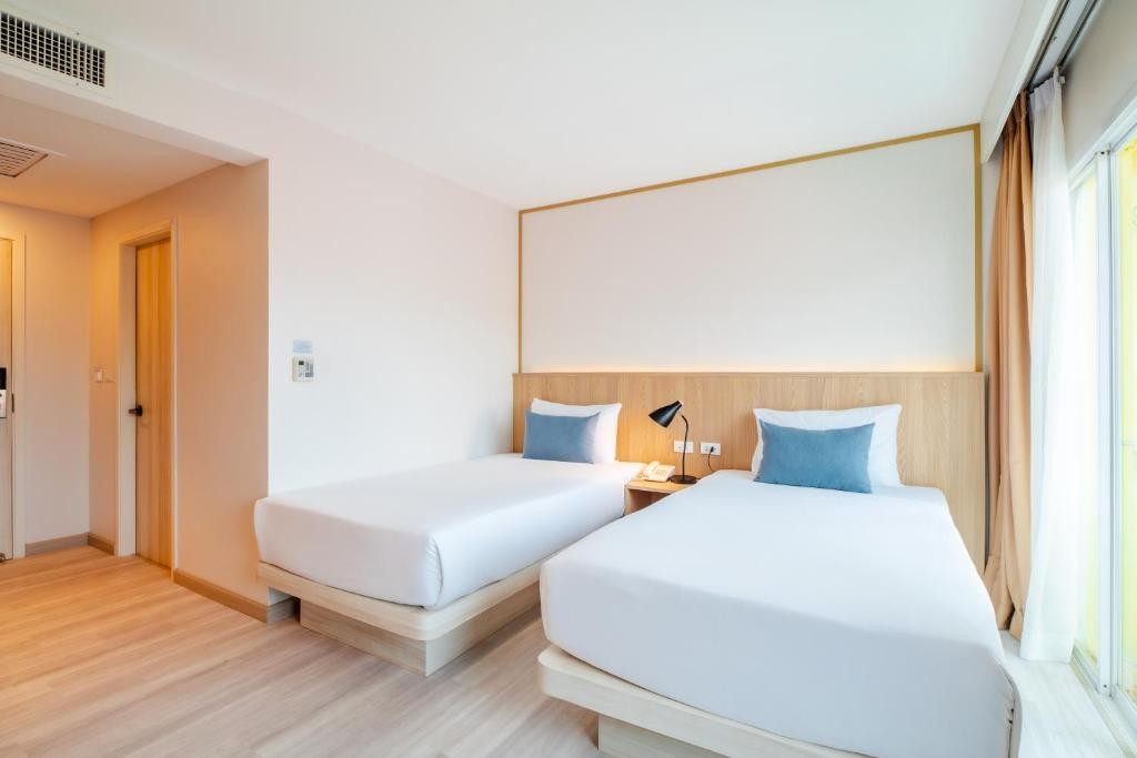 Bauman Casa Beach Resort