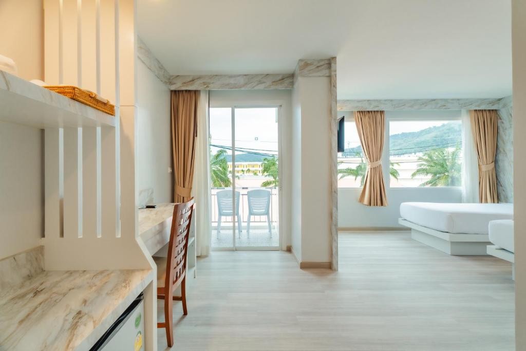 Bauman Casa Beach Resort