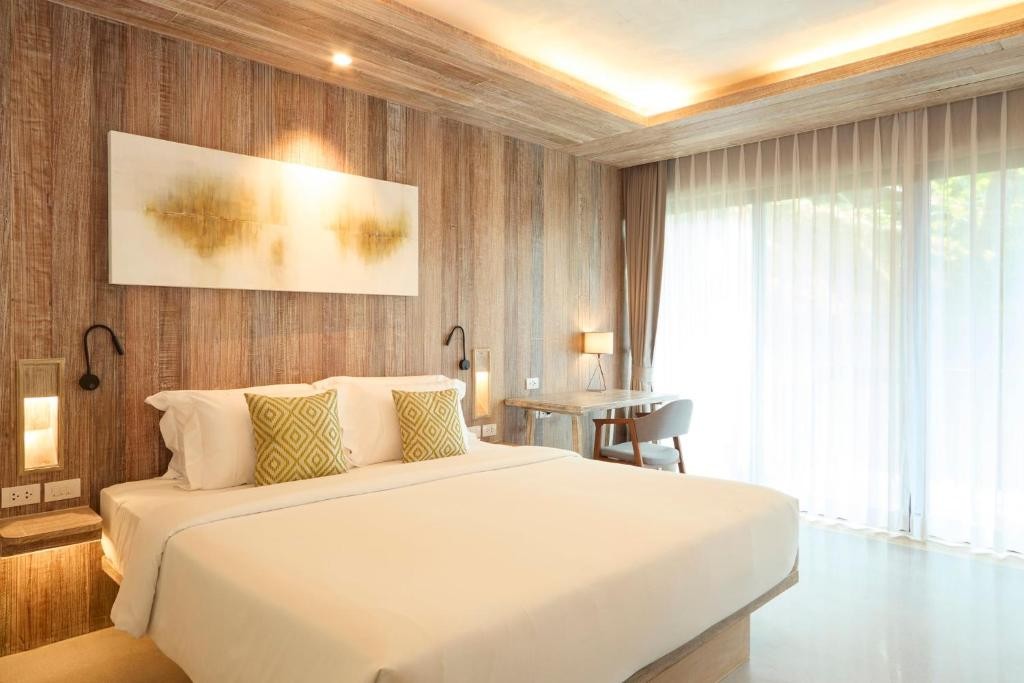 Dinso Resort & Villas Phuket Vignette Collection