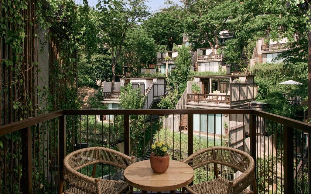 Dinso Resort & Villas Phuket Vignette Collection