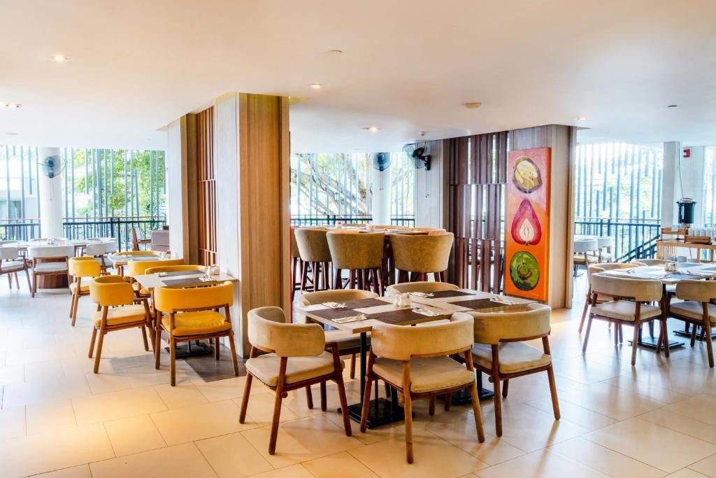 Holiday Inn Resort Phuket Karon Beach