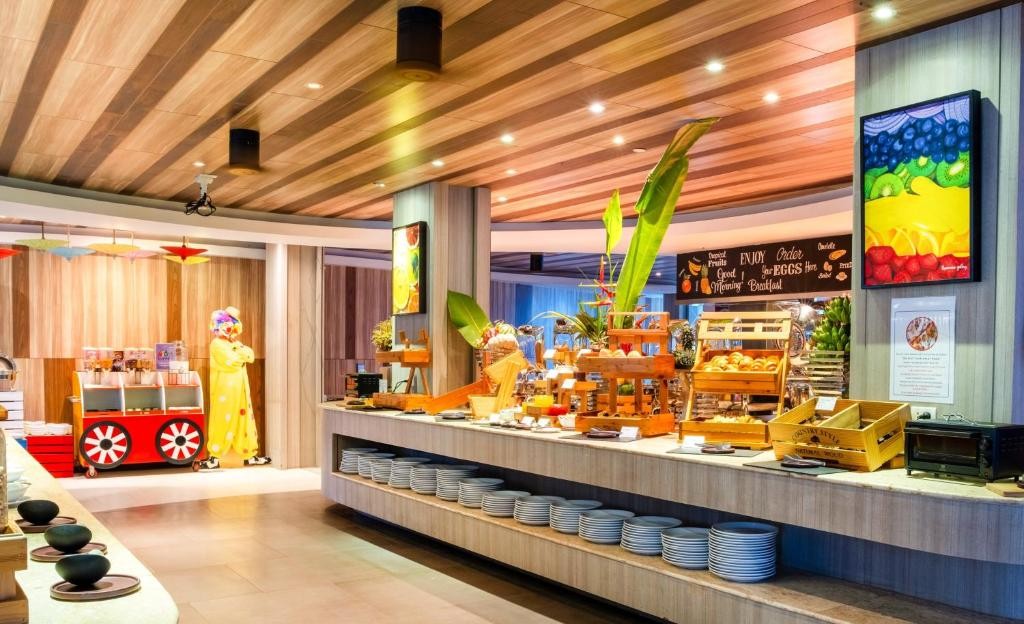 Holiday Inn Resort Phuket Karon Beach