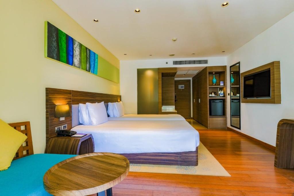 Holiday Inn Resort Phuket Karon Beach